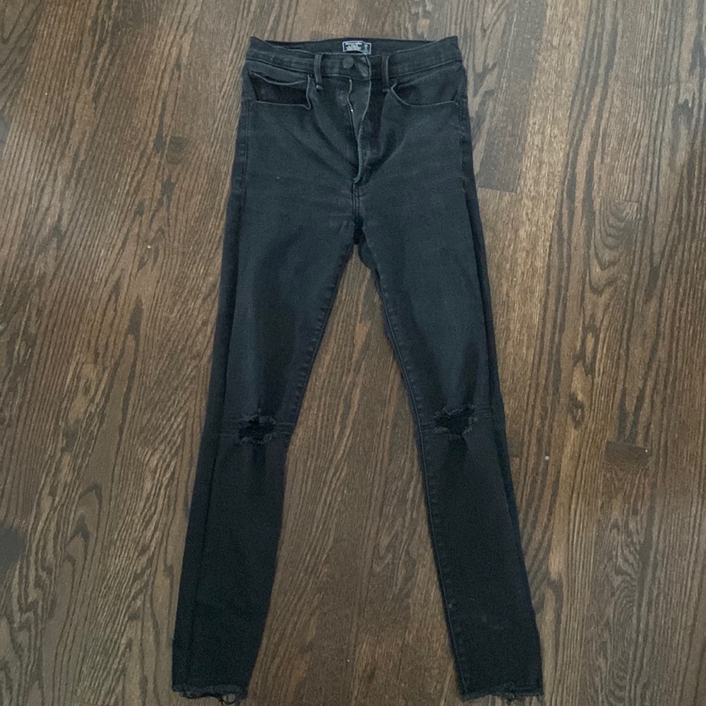 Abercrombie & Fitch Ultra High Rise Ripped Knee Super Skinny Jeans